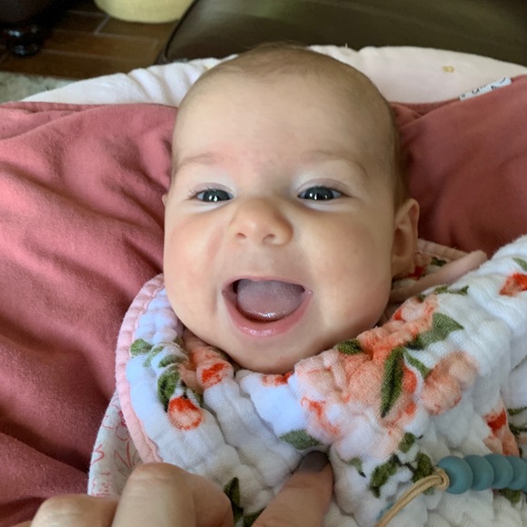 Meet your Posher, Jessica - Picture 4 of 6